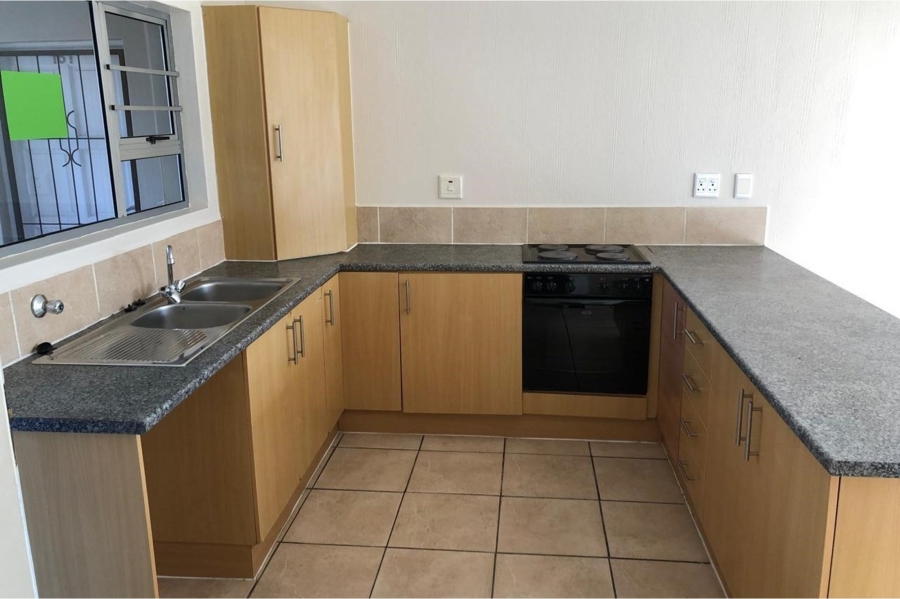 To Let 1 Bedroom Property for Rent in Beacon Bay Eastern Cape
